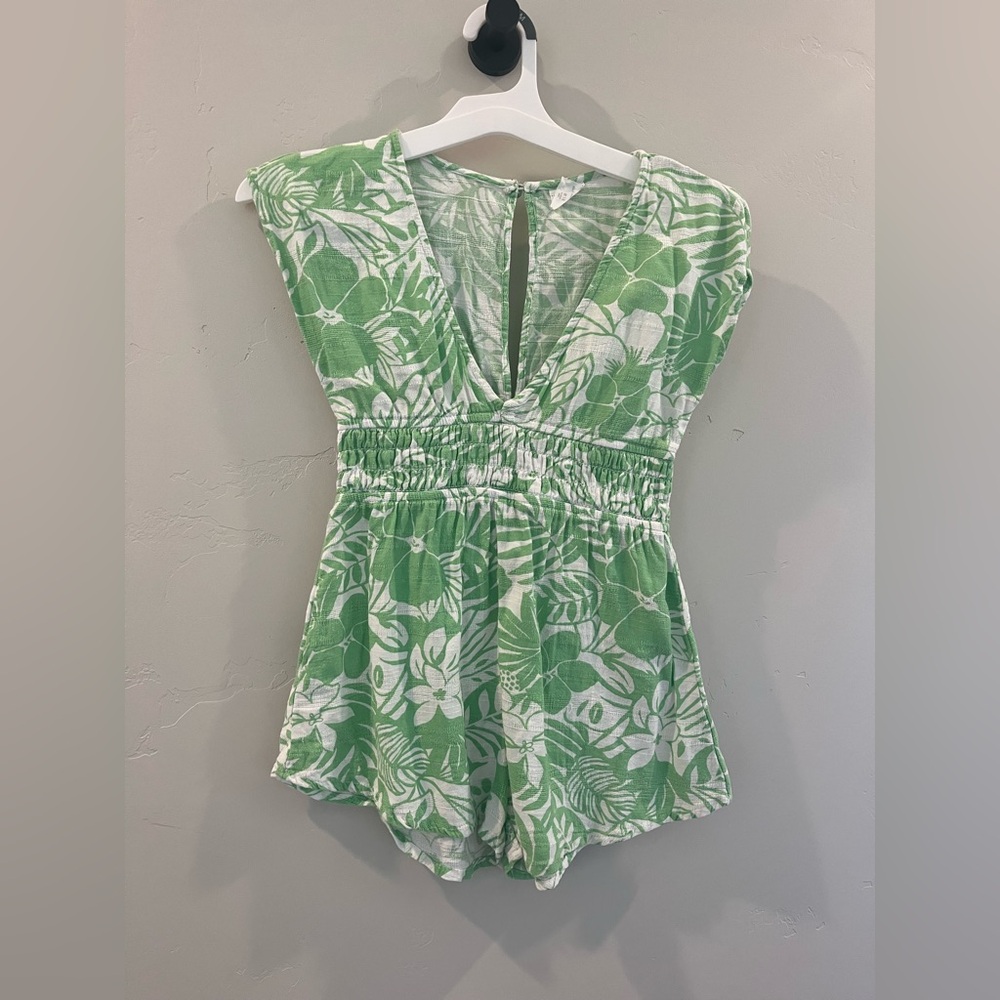 Abercrombie Kids Green and White Tropical Romper